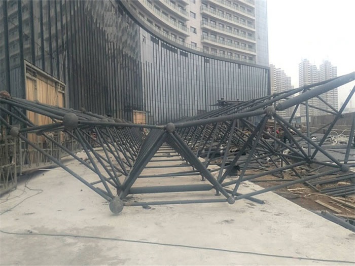 湘潭万豪酒店雨棚网架